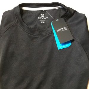 💙NWT‼️Athletic Long-sleeved Shirt💙